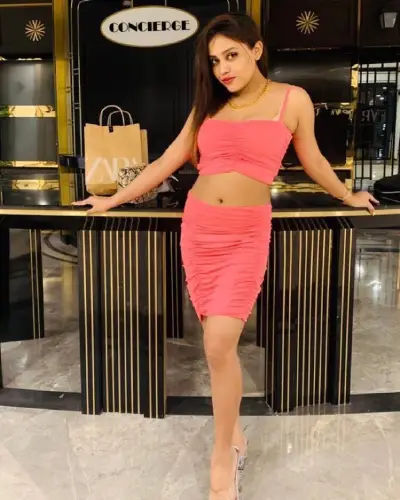 Jenny Escorts in Delhi